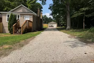 38178 N 1st Ave, Spring Grove, IL 60081 - Photo 1