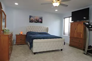 9034 Hillcrest Ln, Woodridge, IL 60517 - Photo 21
