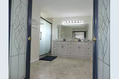 9034 Hillcrest Lane, Woodridge, IL 60517 - Photo 25