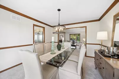 2066 Bunker Circle, Naperville, IL 60563 - Photo 7