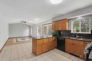 21221 Chastworth Ln, Plainfield, IL 60544 - Photo 9