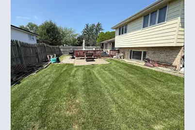 8701 Raintree Road, Tinley Park, IL 60487 - Photo 3