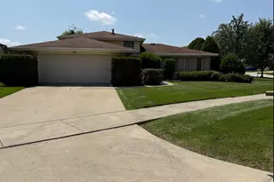 8701 Raintree Rd, Tinley Park, IL 60487 - Photo 1