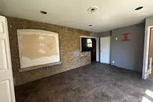 625 Emerald Ave, Chicago Heights, IL 60411 - Photo 7