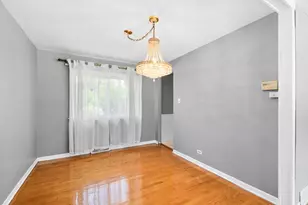 15655 Avalon Ave, South Holland, IL 60473 - Photo 7