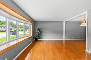 15655 Avalon Ave, South Holland, IL 60473 - Photo 5