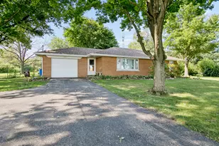 2694 W 3000S Road S, Kankakee, IL 60901 - Photo 1