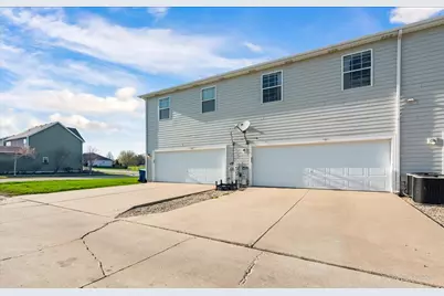 88 E South Avenue, Cortland, IL 60112 - Photo 23