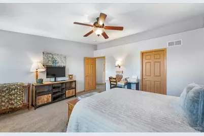 88 E South Avenue, Cortland, IL 60112 - Photo 11