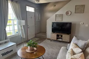 88 E S Ave, Cortland, IL 60112 - Photo 3