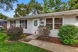1301 Westfield Dr, Champaign, IL 61821 - Photo 3