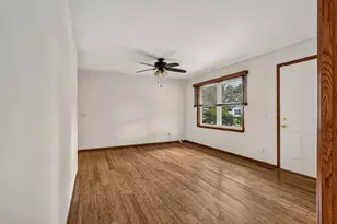 1301 Westfield Dr, Champaign, IL 61821 - Photo 9
