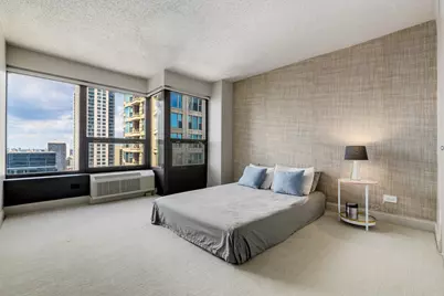 30 E Huron Street #3105, Chicago, IL 60611 - Photo 9