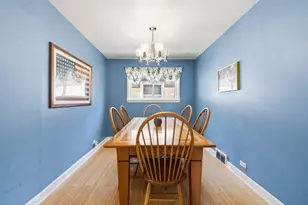 3123 W Howard St, Chicago, IL 60645 - Photo 11