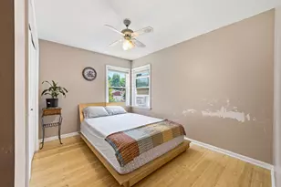 3123 W Howard St, Chicago, IL 60645 - Photo 13