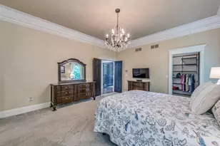 8N669 Edgewood Rd, Elgin, IL 60124 - Photo 27