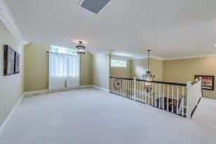 8N669 Edgewood Rd, Elgin, IL 60124 - Photo 35