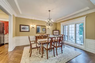 8N669 Edgewood Rd, Elgin, IL 60124 - Photo 9
