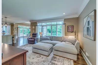 8N669 Edgewood Road, Elgin, IL 60124 - Photo 23