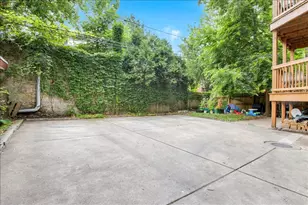 907 W Ainslie St, Chicago, IL 60640 - Photo 27