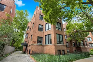 907 W Ainslie St, Chicago, IL 60640 - Photo 1