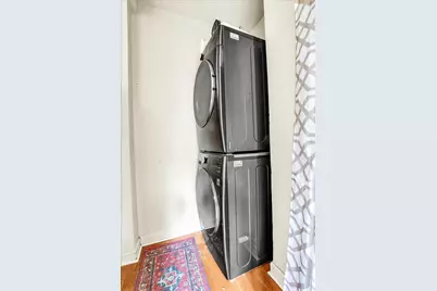 907 W Ainslie Street #1, Chicago, IL 60640 - Photo 25