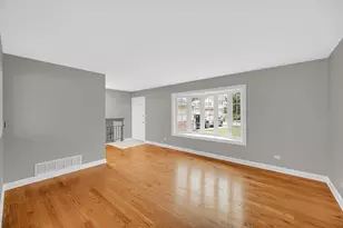 431 Polo Club Dr, Glendale Heights, IL 60139 - Photo 3
