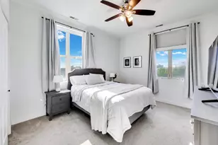 2342 W Bloomingdale Ave, Chicago, IL 60647 - Photo 9