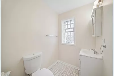 8725 S Constance Avenue, Chicago, IL 60617 - Photo 9
