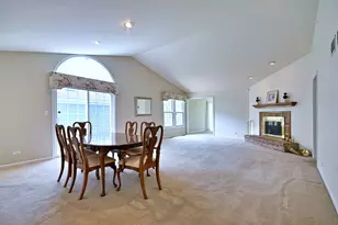 452 Park Barrington Dr, Barrington, IL 60010 - Photo 15