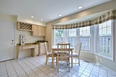 452 Park Barrington Drive, Barrington, IL 60010 - Photo 11