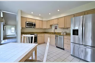 452 Park Barrington Drive, Barrington, IL 60010 - Photo 13