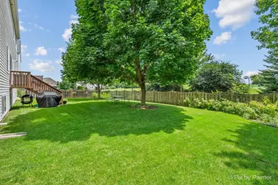 2033 Greenview Drive, Woodstock, IL 60098 - Photo 27