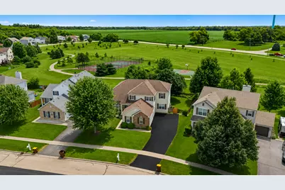 2033 Greenview Drive, Woodstock, IL 60098 - Photo 31