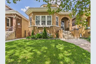 5242 W Schubert Avenue, Chicago, IL 60639 - Photo 1