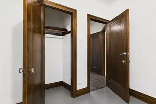 5242 W Schubert Ave, Chicago, IL 60639 - Photo 5