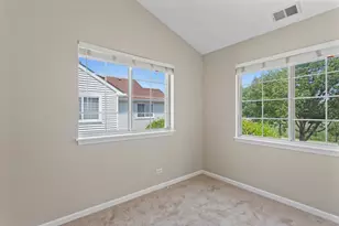 8404 Mystic, Darien, IL 60561 - Photo 15
