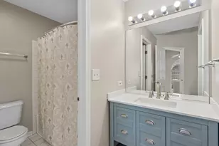 8404 Mystic, Darien, IL 60561 - Photo 17