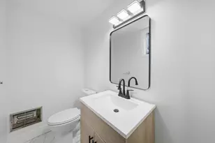 1S215 Holyoke Ln, Villa Park, IL 60181 - Photo 11
