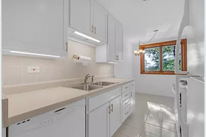 5915 W Gunnison Street #3E, Chicago, IL 60630 - Photo 5