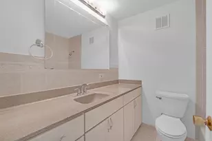 5915 W Gunnison St, Chicago, IL 60630 - Photo 11