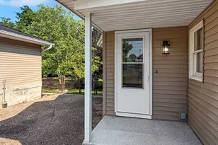 300 E 2nd St, Orangeville, IL 61060 - Photo 27
