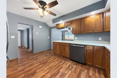 300 E 2nd Street, Orangeville, IL 61060 - Photo 5