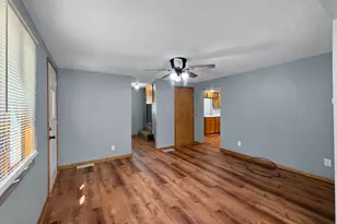 300 E 2nd St, Orangeville, IL 61060 - Photo 23