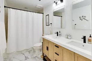 550 N Kingsbury St, Chicago, IL 60654 - Photo 9