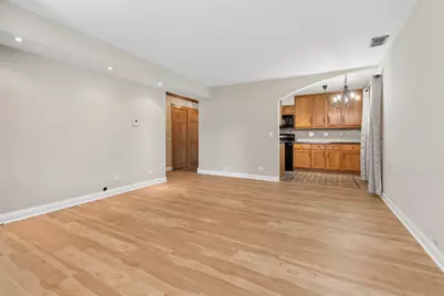930 Perrie Drive #104, Elk Grove Village, IL 60007 - Photo 13