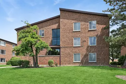 930 Perrie Drive #104, Elk Grove Village, IL 60007 - Photo 1