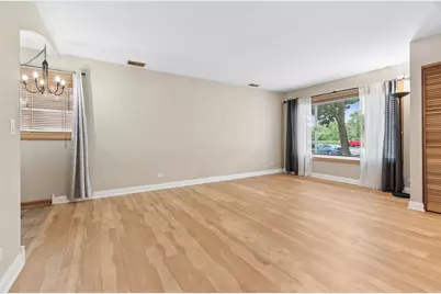 930 Perrie Drive #104, Elk Grove Village, IL 60007 - Photo 11