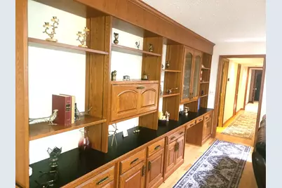100 Red Top Drive #303, Libertyville, IL 60048 - Photo 13
