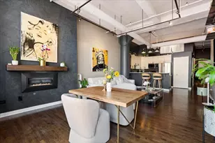 333 W Hubbard St, Chicago, IL 60654 - Photo 13